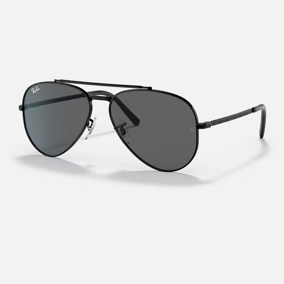 Ray-Ban Aviator sunglasses - Picture 1 of 9